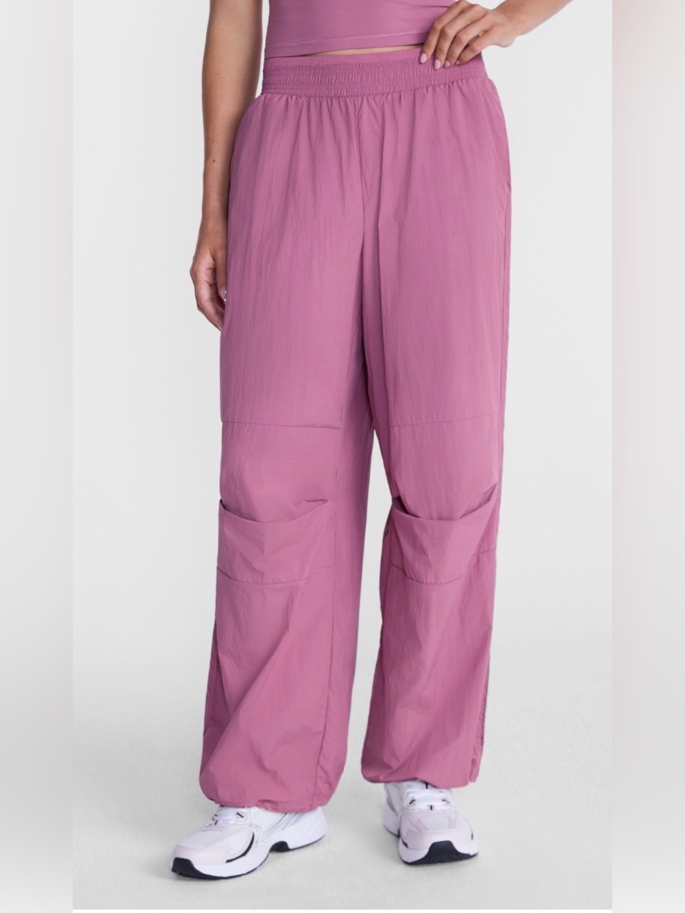 Avia Womenโs Crinkle Pants w/ Pleated Knees 30โ Inseam